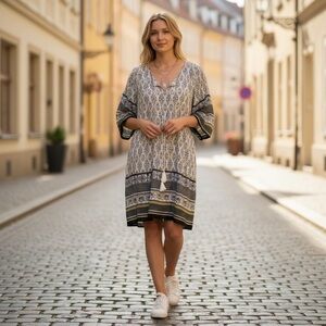 Chic Multicolor Women's Tunic Top